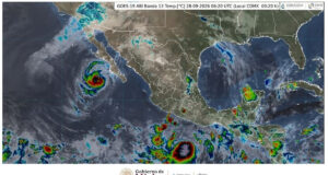 Polo mantiene avance a Baja California Sur; se prevén lluvias torrenciales, oleaje alto y viento intenso