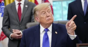 Trump elimina normas que protegían a alumnos LGTBI de discriminación sexual