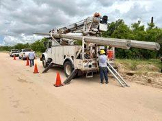 Avanza electrificación de La Candelaria y Los Pozos con inversión tripartita de más de 38 millones de pesos