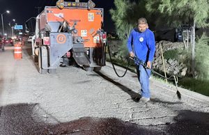 Continúa programa de bacheo nocturno en Cabo San Lucas