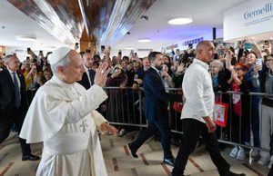 Tras cirugía, Vaticano confirma que Papa León XIV tiene cáncer