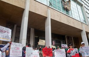 Trabajadores del IMSS alistan marcha nacional el 14 de octubre; Zoé Robledo responde a inconformes